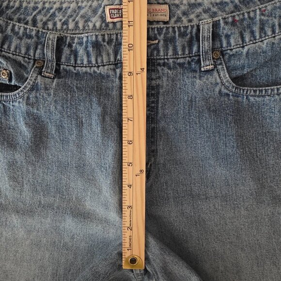 Faded Glory Capri Blue Jeans Floral Embroidery Size 14 - Picture 6 of 8
